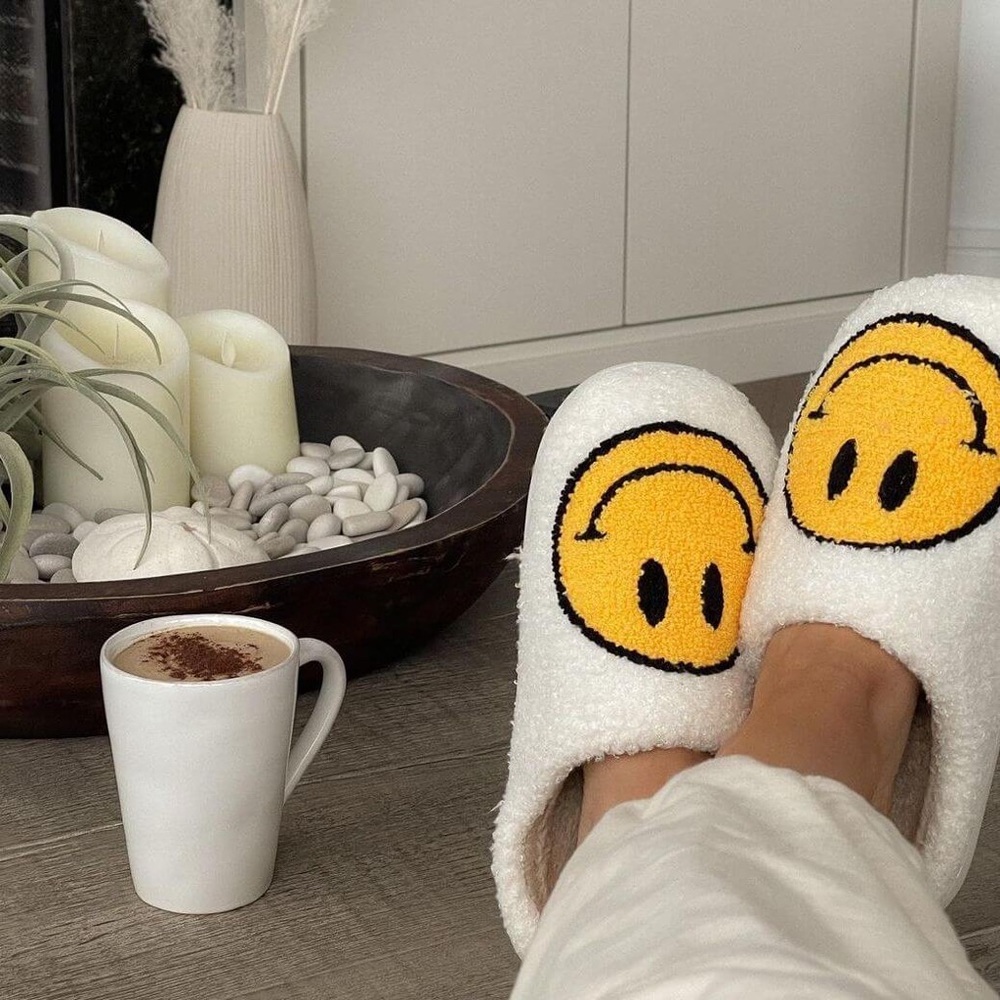 Smiley Slippers - White